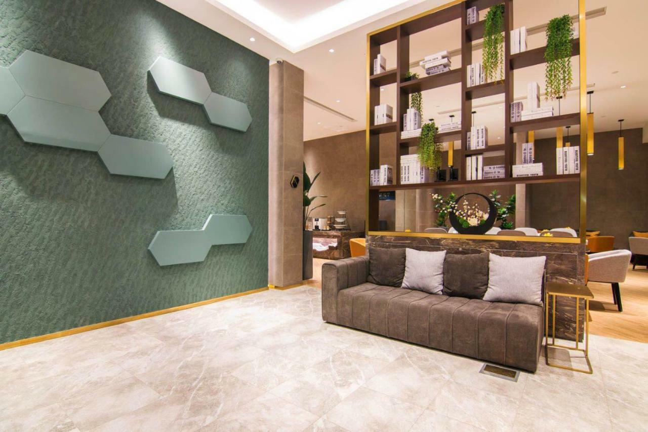 Yitel Premium Hotel Sanghaj Kültér fotó