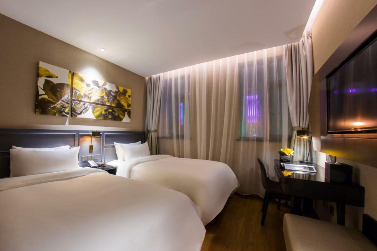 Yitel Premium Hotel Sanghaj Kültér fotó