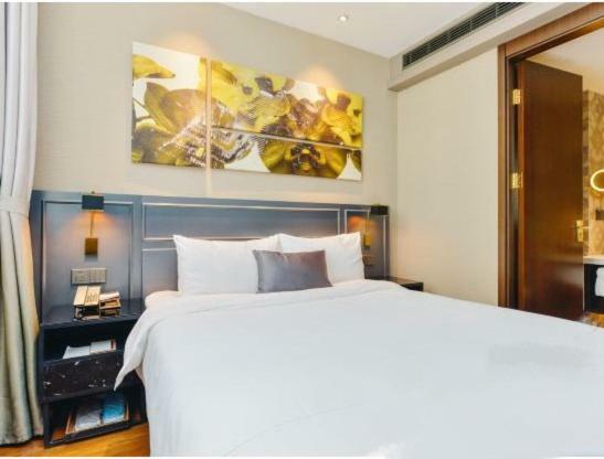 Yitel Premium Hotel Sanghaj Kültér fotó
